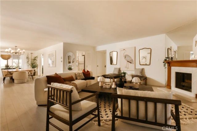 5315 Yarmouth Avenue 322, Encino, CA 91316