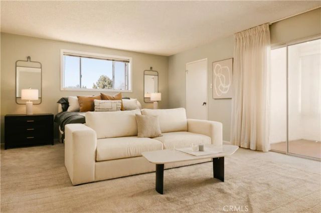 5315 Yarmouth Avenue 322, Encino, CA 91316