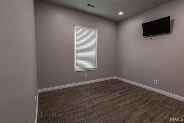2806 N Stockwell Road, Evansville, IN 47715