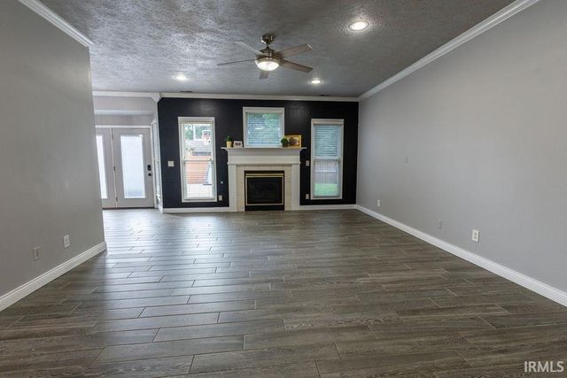 2806 N Stockwell Road, Evansville, IN 47715