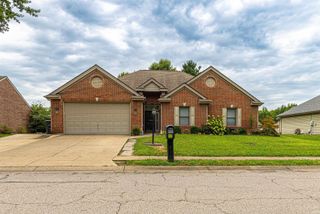 2806 N Stockwell Road, Evansville, IN 47715