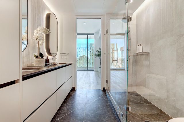 610 Davis ST 3008, Austin, TX 78701