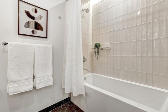 610 Davis ST 3008, Austin, TX 78701