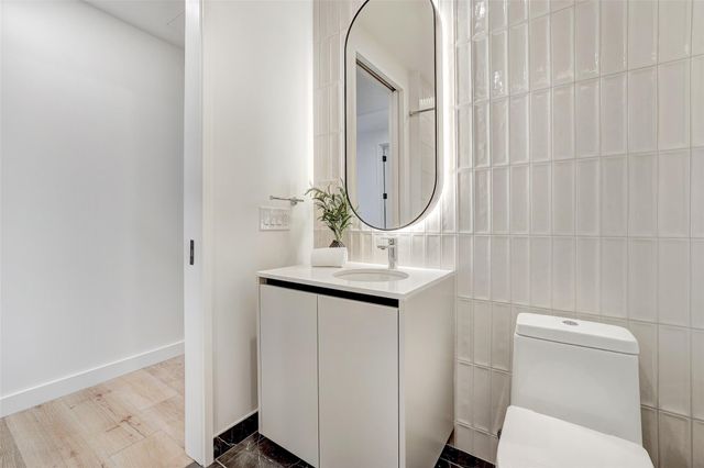 610 Davis ST 3008, Austin, TX 78701