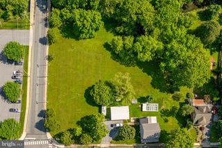 601 E MAIN ST, Lititz, PA 17543