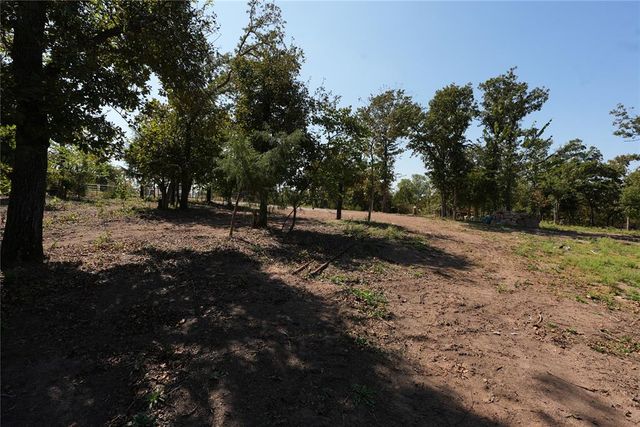 19331 Mooseville Drive, Noble, OK 73068