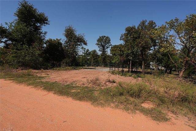 19331 Mooseville Drive, Noble, OK 73068