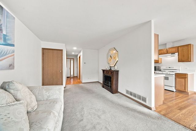 4304 W Termunde Drive, Alsip, IL 60803