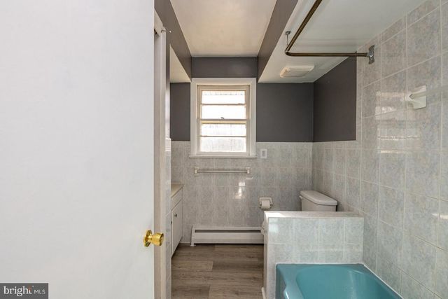 44 FREDERICKSVILLE RD, Mertztown, PA 19539