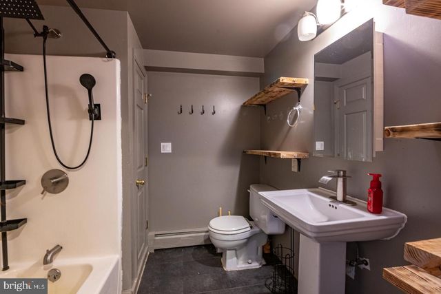 44 FREDERICKSVILLE RD, Mertztown, PA 19539