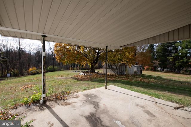 44 FREDERICKSVILLE RD, Mertztown, PA 19539