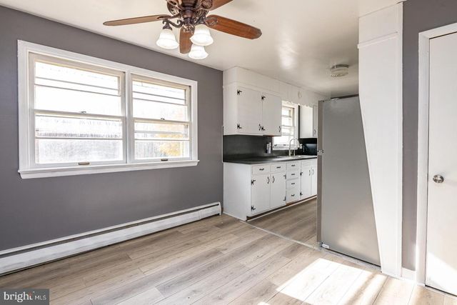 44 FREDERICKSVILLE RD, Mertztown, PA 19539