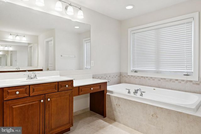7404 THAMES RIVER DR, Hanover, MD 21076