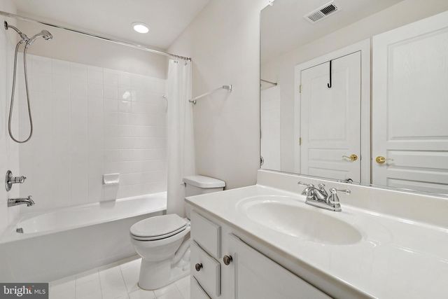 7404 THAMES RIVER DR, Hanover, MD 21076