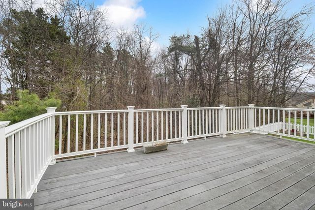 7404 THAMES RIVER DR, Hanover, MD 21076