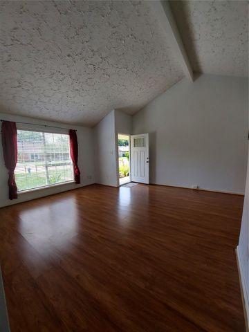 3807 Quiet Place Drive, Houston, TX 77082