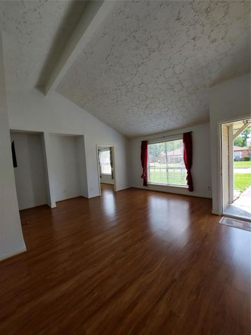 3807 Quiet Place Drive, Houston, TX 77082