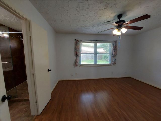 3807 Quiet Place Drive, Houston, TX 77082
