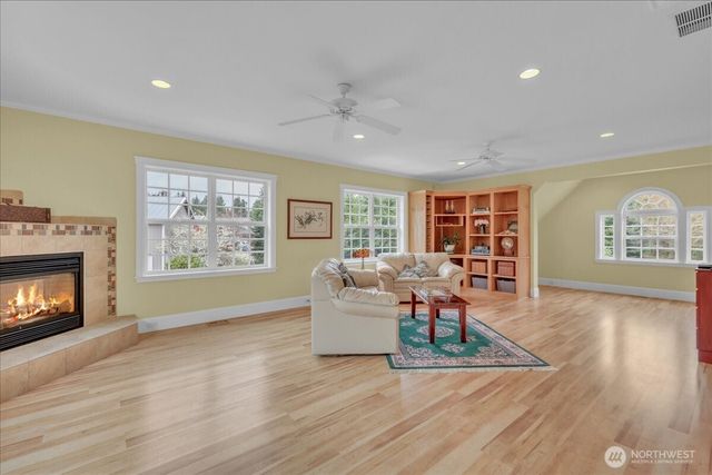 6215 63rd Avenue NE, Olympia, WA 98516