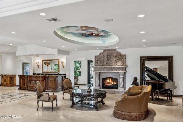 6412 E Doubletree Ranch Road, Paradise Valley, AZ 85253