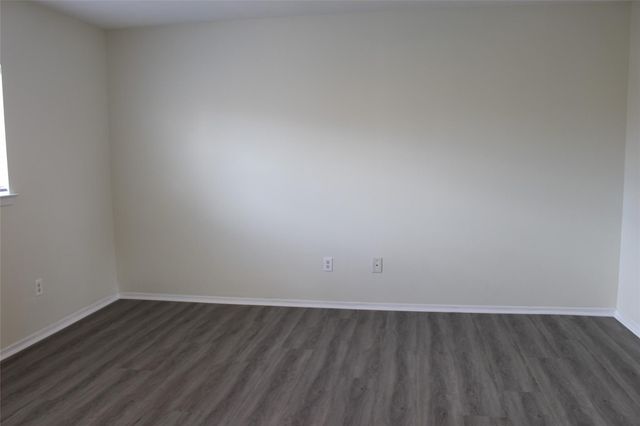 11955 Chanteloup Drive, Houston, TX 77047