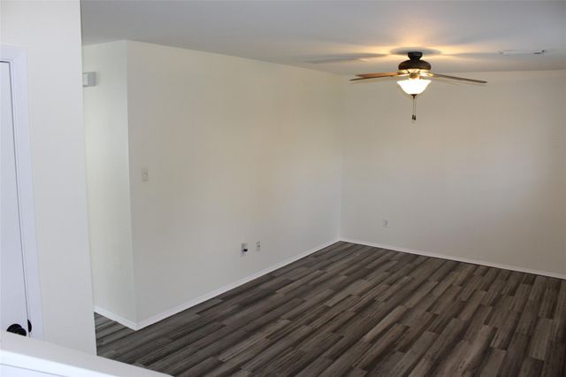 11955 Chanteloup Drive, Houston, TX 77047