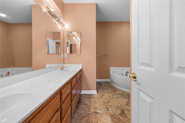 6 Grimsay Drive, Bella Vista, AR 72715