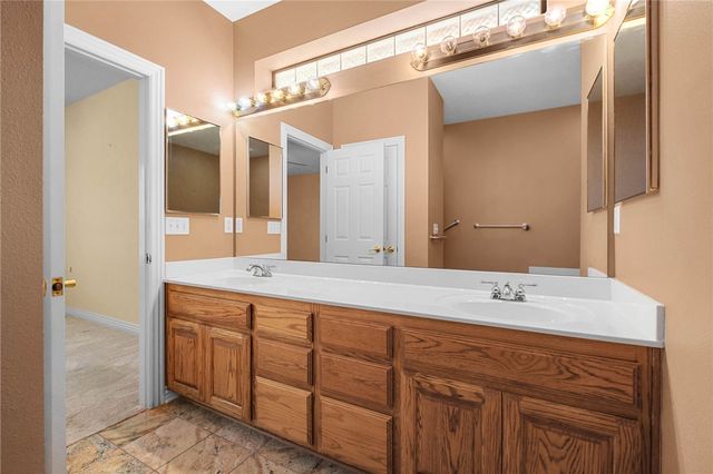 6 Grimsay Drive, Bella Vista, AR 72715