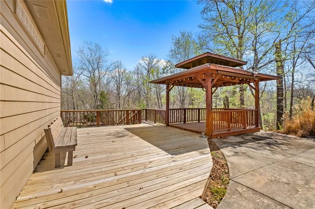 6 Grimsay Drive, Bella Vista, AR 72715
