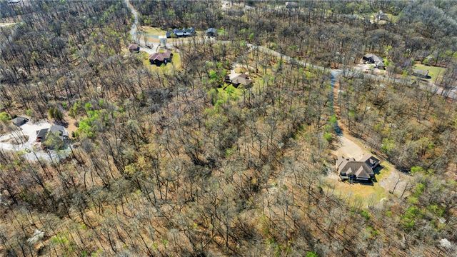 6 Grimsay Drive, Bella Vista, AR 72715