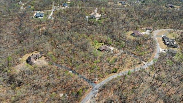 6 Grimsay Drive, Bella Vista, AR 72715