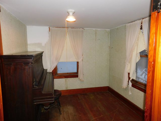 270 Village Road, Corinth, VT 05040