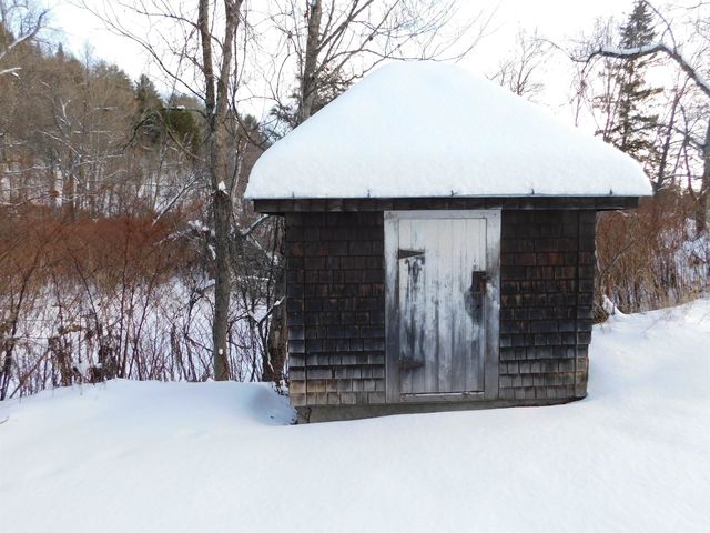 270 Village Road, Corinth, VT 05040