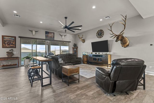 22548 W Southern Avenue, Buckeye, AZ 85326