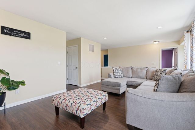 7499 Winding Path Court, Canal Winchester, OH 43110