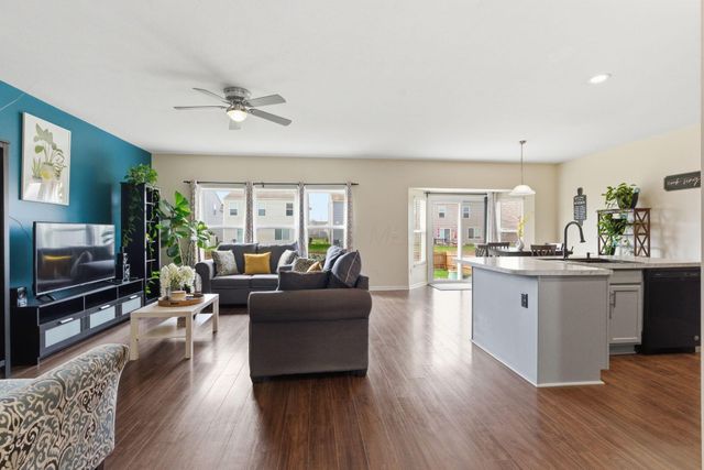 7499 Winding Path Court, Canal Winchester, OH 43110