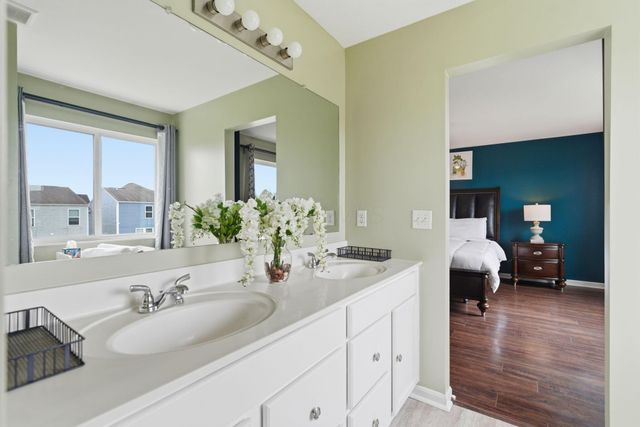 7499 Winding Path Court, Canal Winchester, OH 43110