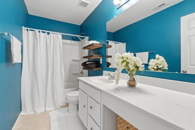 7499 Winding Path Court, Canal Winchester, OH 43110