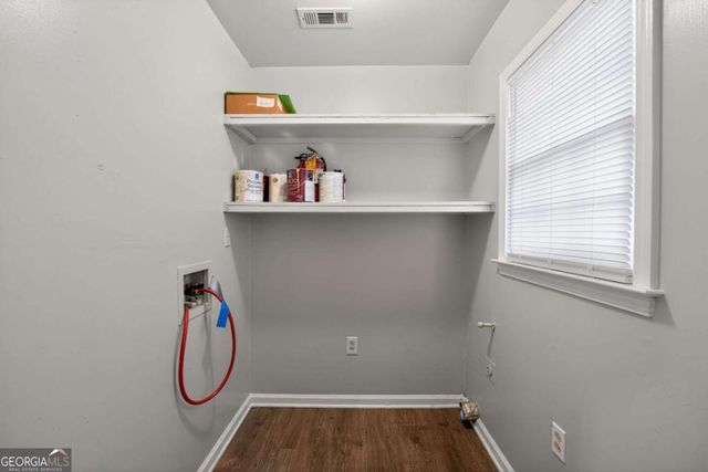 1826 County Line Road SW, Atlanta, GA 30331