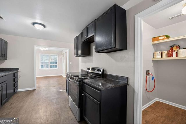 1826 County Line Road SW, Atlanta, GA 30331