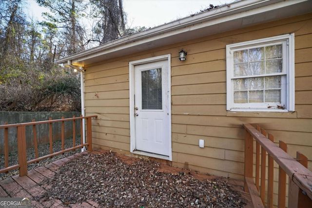 1826 County Line Road SW, Atlanta, GA 30331