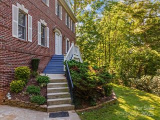 5 Silverstone Drive, Asheville, NC 28805