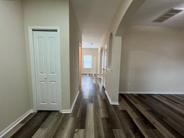 20702 Settlers Lake Circle N, Katy, TX 77449