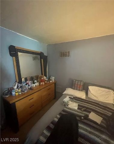 2873 Humboldt Court, Las Vegas, NV 89142