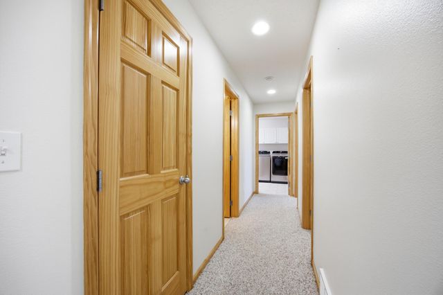 224 Chestnut Drive, Horace, ND 58047