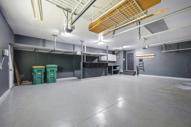 224 Chestnut Drive, Horace, ND 58047