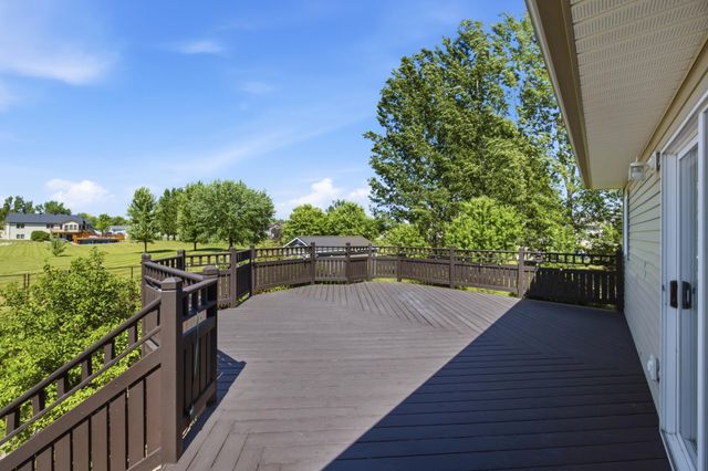 224 Chestnut Drive, Horace, ND 58047