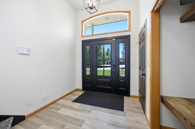 224 Chestnut Drive, Horace, ND 58047