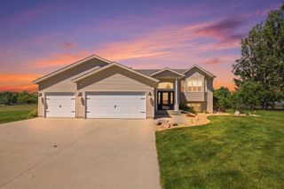 224 Chestnut Drive, Horace, ND 58047