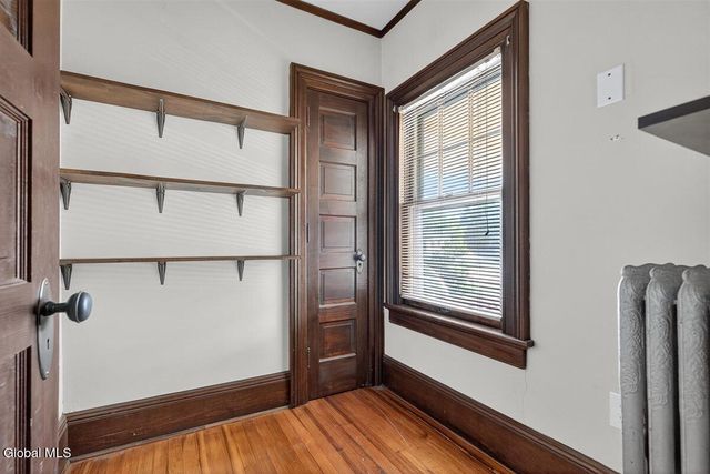 8 Byard Street, Johnstown, NY 12095